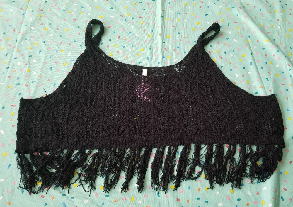 😎 Cropped plus size fringe top